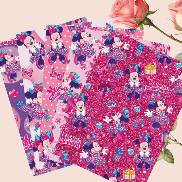 Disney Patchwork-Stoff mit Cartoon-Motiven aus Polyester-Baumwolle für Kinder Heimtextilien und Puppenkleider, B: 140 cm, H: 50 cm, Mehrfarbig - Bild 1
