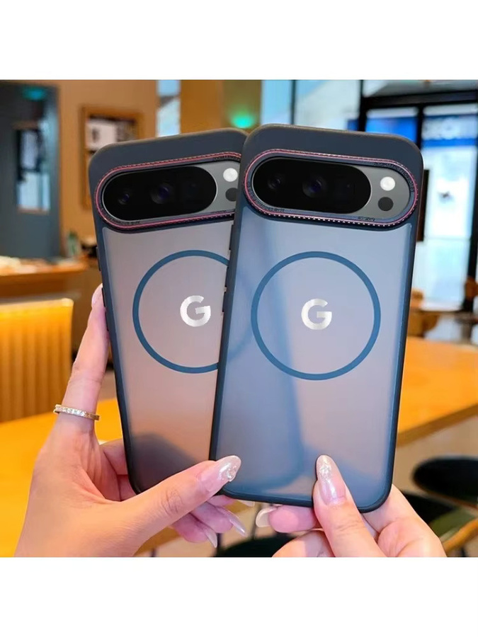 Transparente Leica Red Lens Magnetic Case für Google Pixel 10 Pro XL mit Magsafe Wireless Charging und Skin Feel Oberfläche in Schwarz - Bild 4