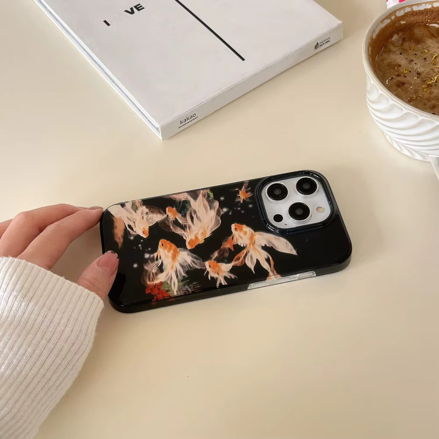 Luckly Koi Goldfish Schutzhülle mit Glanz-Effekt und Gletscher-Textur für Apple iPhone 11 bis 16 Pro Max in Schwarz und Gold - Bild 6