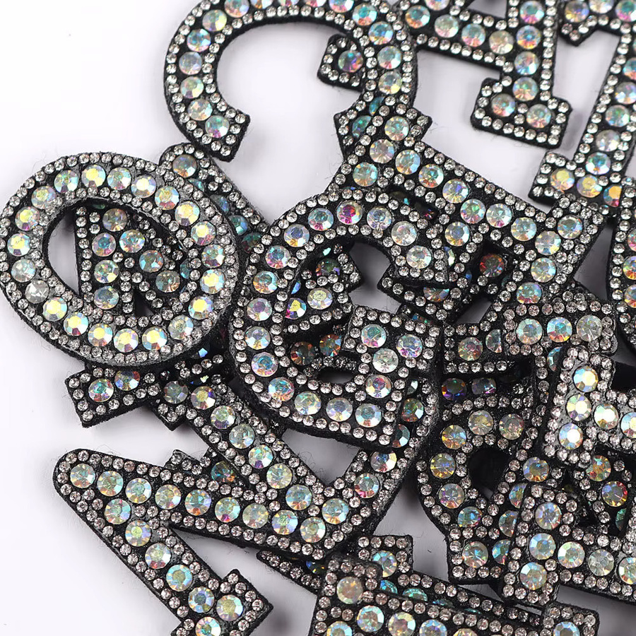 Schwarze Perlen-Applikation Buchstaben-Bügel-Patch A-Z mit 4,5 cm Durchmesser für DIY-Bastelbedarf und Dekoration - Bild 2