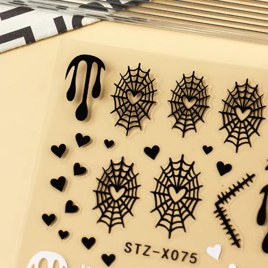 Full Beauty Nagelaufkleber Spinnennetz mit Herzchen, Schwarz-Weiß, 2 Stück - Bild 3