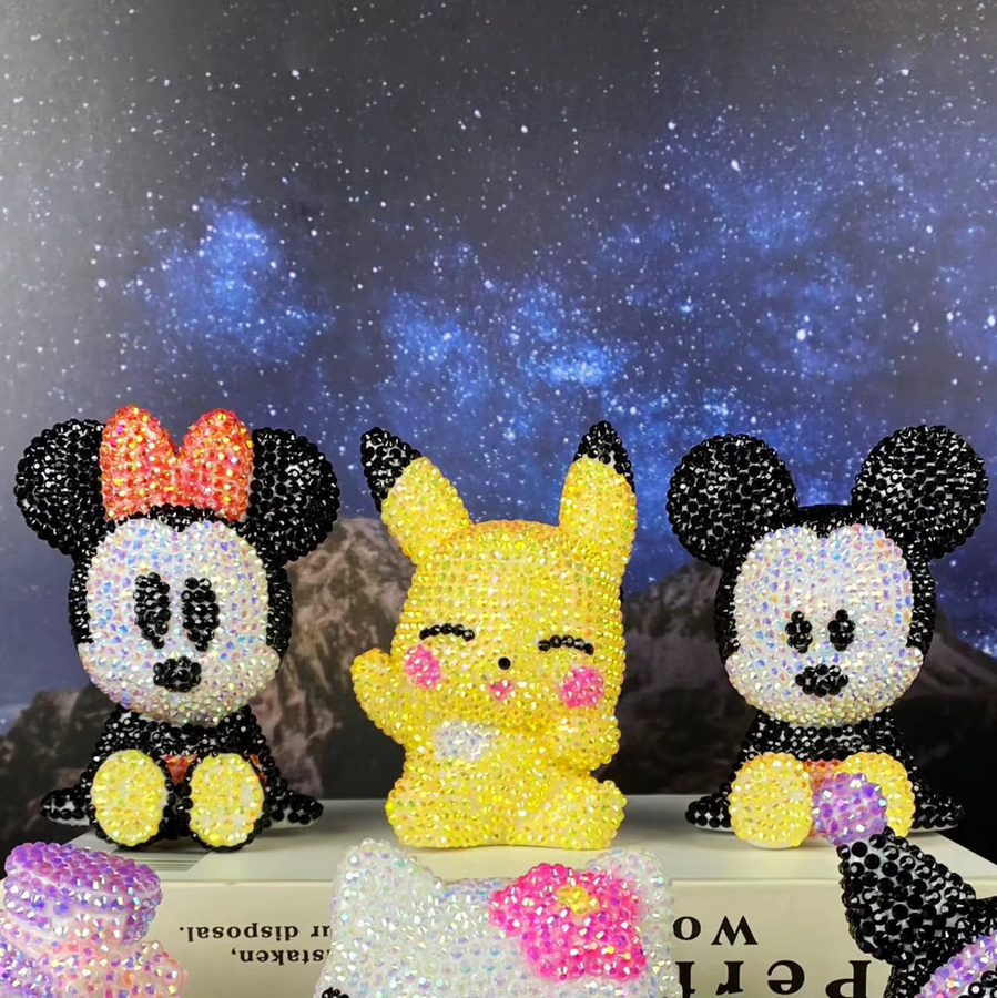Potdemiel Pikachu Mickey Minnie Diamantverzierte DIY Spardose, Dekorative Figur - Bild 2