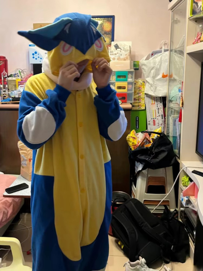 Bandai Pokémon Greninja Onesie Kigurumi Lucario Pyjamas, Unisex, Blau - Bild 3