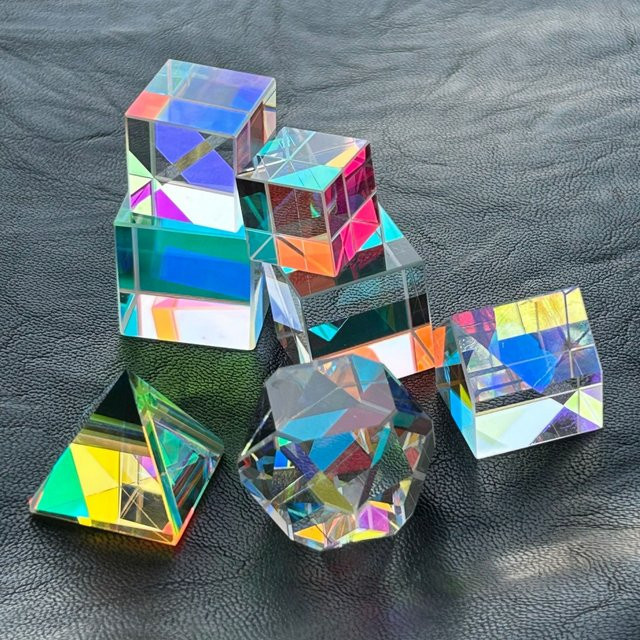 HNNYKRAY RGB X-Würfel Prisma Kombinierer Dichroitischer Polyeder Pyramide in Multicolour für Physik-Lehrmittel, Dekoration und Fotografie-Objektive - Bild 1
