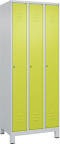 C+P Spind Classic PLUS Garderobenschrank mit 3 Abteilen, Stahlkonstruktion, Zylinderschloss und 3 Garderobenhaken, B/T/H: 195 x 75 x 50 cm - Bild 1