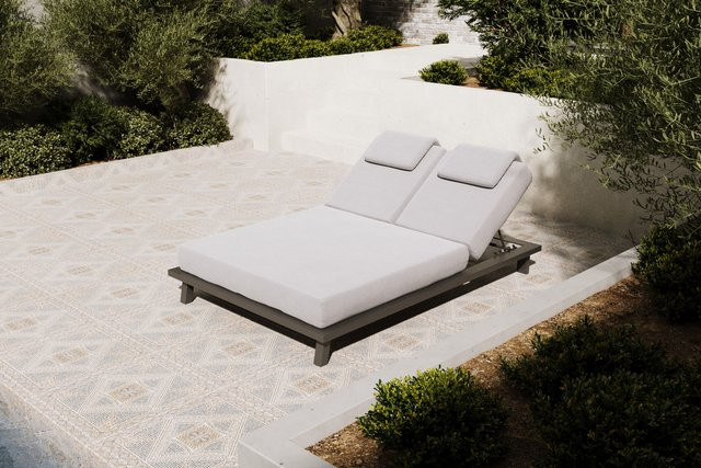 OUTFLEXX Blain Garten-Doppelliege in Hellgrau mit verstellbarer Rückenlehne und wetterfestem Polster aus Aluminium und Polyester, B: 210 cm, T: 144 cm - Bild 1