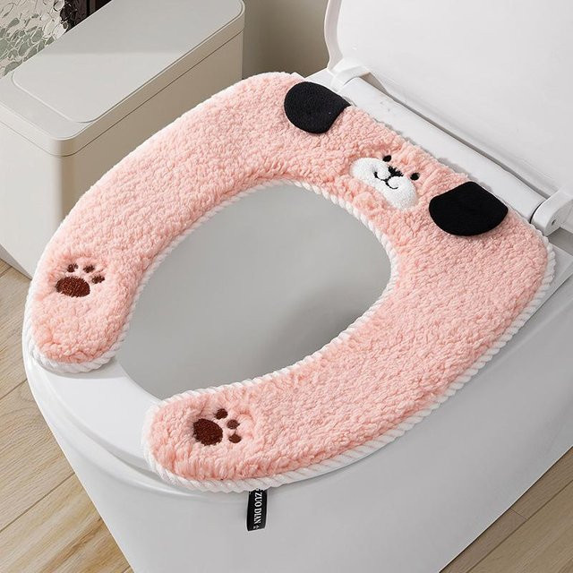 Binchi Fitness Koreanischer Schwarzer Ohrhund Cartoon Plüsch Toilettensitzkissen aus Baumwolle in Schwarz oder Pink - Bild 1