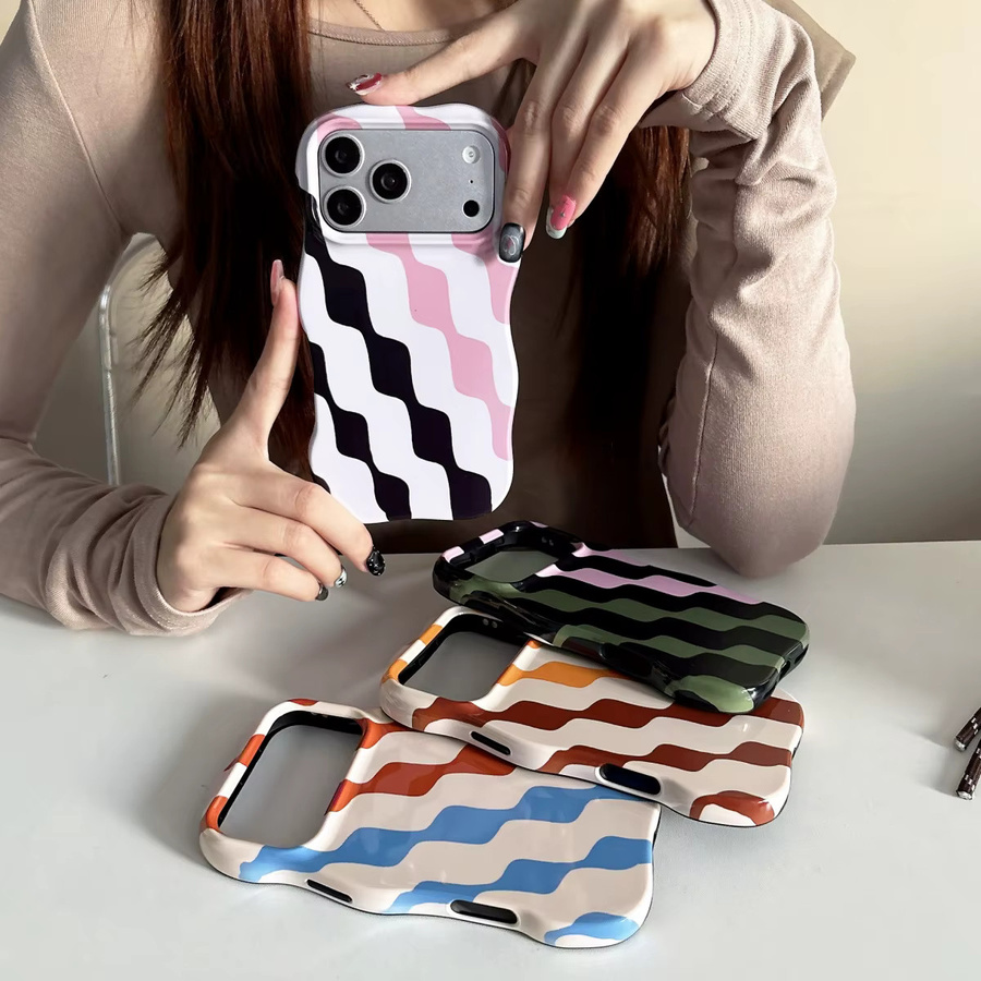 Stoßfeste Handyhülle mit Korea Splice Wellen- und Streifenmuster für iPhone 17 Air, 16, 15, 14 und 13 Pro Max in Multicolour und Grün - Bild 2