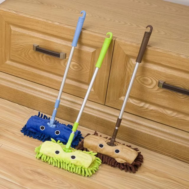 Untior Kinder-Mopp-Set mit Teleskopstiel und Mikrofaser-Einsatz in Pink - Bild 1