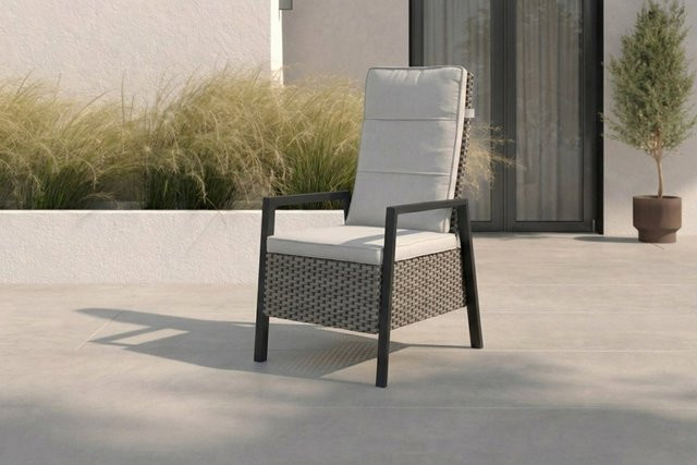 OUTFLEXX Louvra 2 Design-Diningsessel aus Polyrattan in Anthrazit mit stufenlos verstellbarer Rückenlehne, B/T/H: 59 x 72 x 111 cm - Bild 1