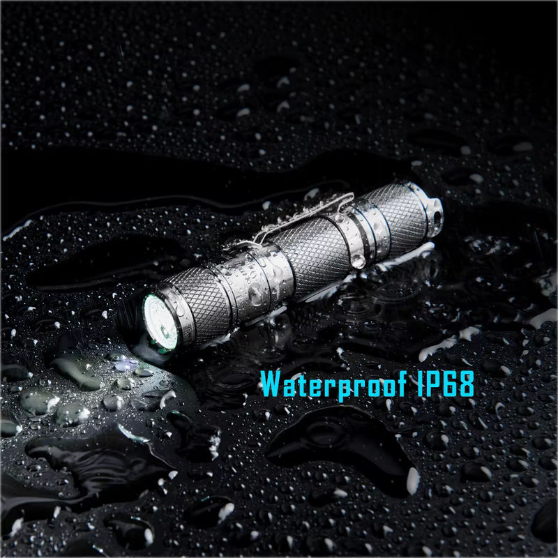LUMINTOP TOOL AA 3.0 EDC Outdoor-Laterne aus Titan in Silber mit 900 Lumen LED und wiederaufladbarer Funktion - Bild 5