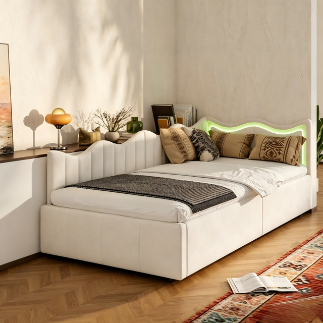 Polstersofa-Bett in Beige mit LED-Unterbettbeleuchtung und Lattenrost, modernes Tagesbett als Doppelbett für Jugendzimmer und Schlafzimmer, B/T/H: 140 x 200 cm - Bild 1