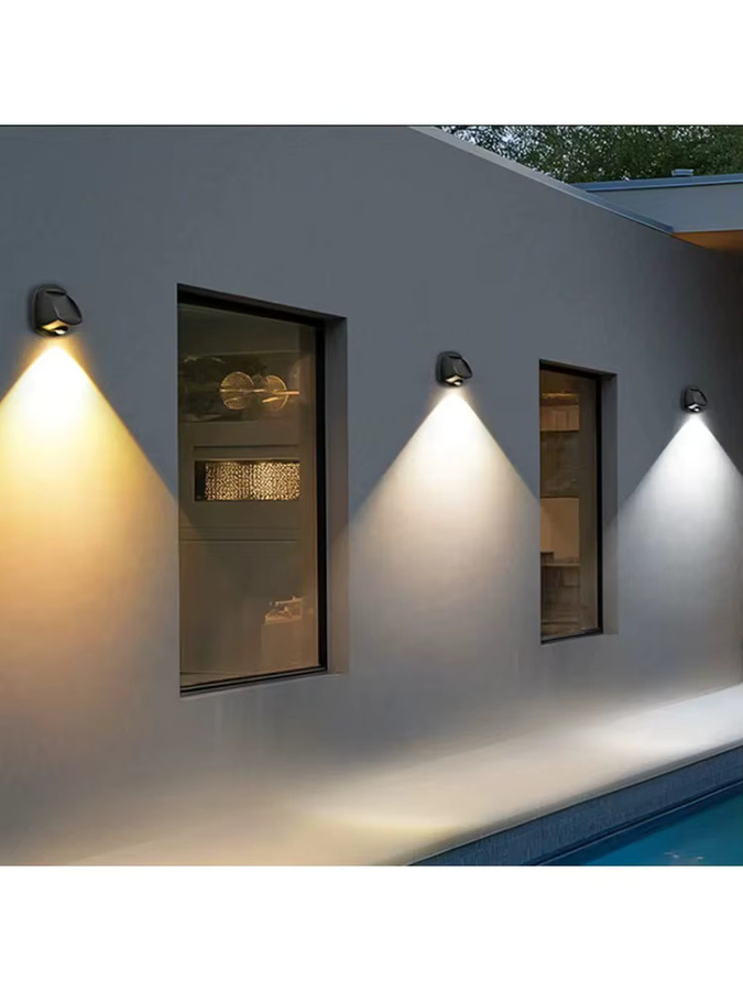 LINYILIGHT Solar-Zaunleuchten für den Außenbereich, wasserdichte LED Solar-Wandlampe in Schwarz mit mehrfarbigem RGB-Licht für Garten und Veranda - Bild 6