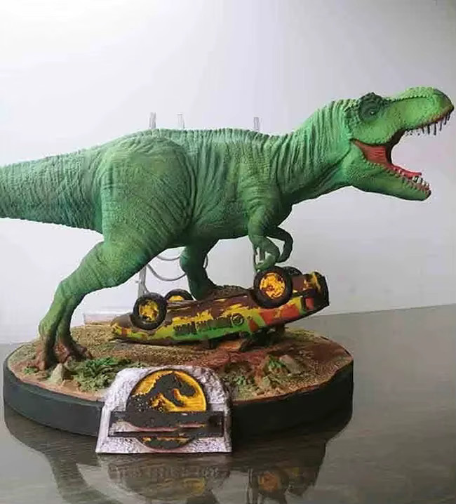 Wyrd Antiker Dinosaurier mit Schrott, Miniaturmodellbausatz, 1:32, Resin - Bild 1