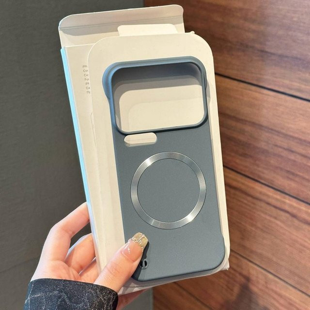 MagSafe kompatible magnetische Handyhülle für Xiaomi Mi 17 15 14 13 Pro Ultra 17 Pro Max in Blau mit mattierter metallischer Optik und Wireless Charging Funktion - Bild 1