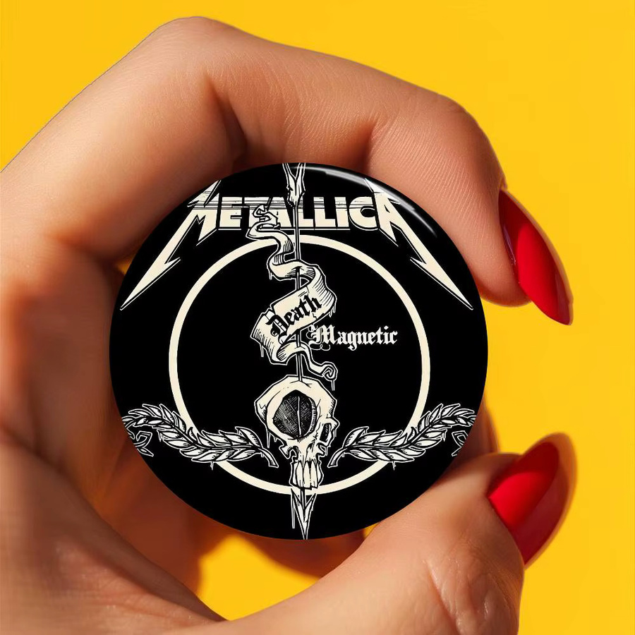 Brosche Metallica Cartoon Anime, Schwarz, Rund - Bild 5