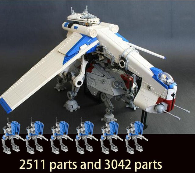 Star Plan Republic Late/C Carrier und Definitive Republic Atte Moc-Bausteine, Weltraum - Bild 1