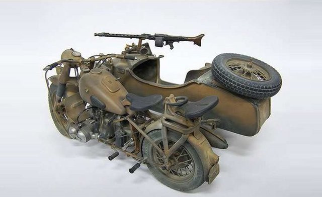 Italeri BMW R75 German Milit. Motor w/ Sidecar, Modellfahrzeug, 1:9 - Bild 1