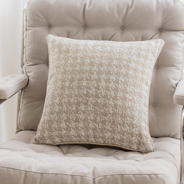 Dekorativer Jacquard Kissenbezug JMG Clothing in Beige, quadratisch, B/H: 45 x 45 cm - Bild 1