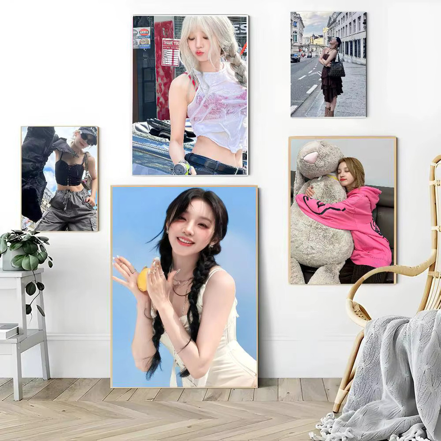 Singer YUQI Poster selbstklebender wasserfester Kunstdruckaufkleber aus Papier in Mehrfarbig - Bild 2