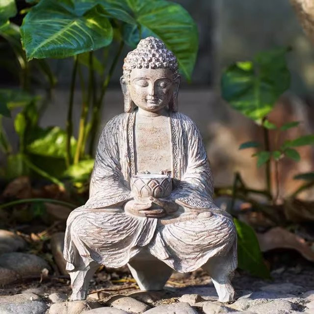 Solar Buddha Statue Lampe in Braun mit warmweißem Licht zur Dekoration für Garten, Wohnzimmer und Büro - Bild 1