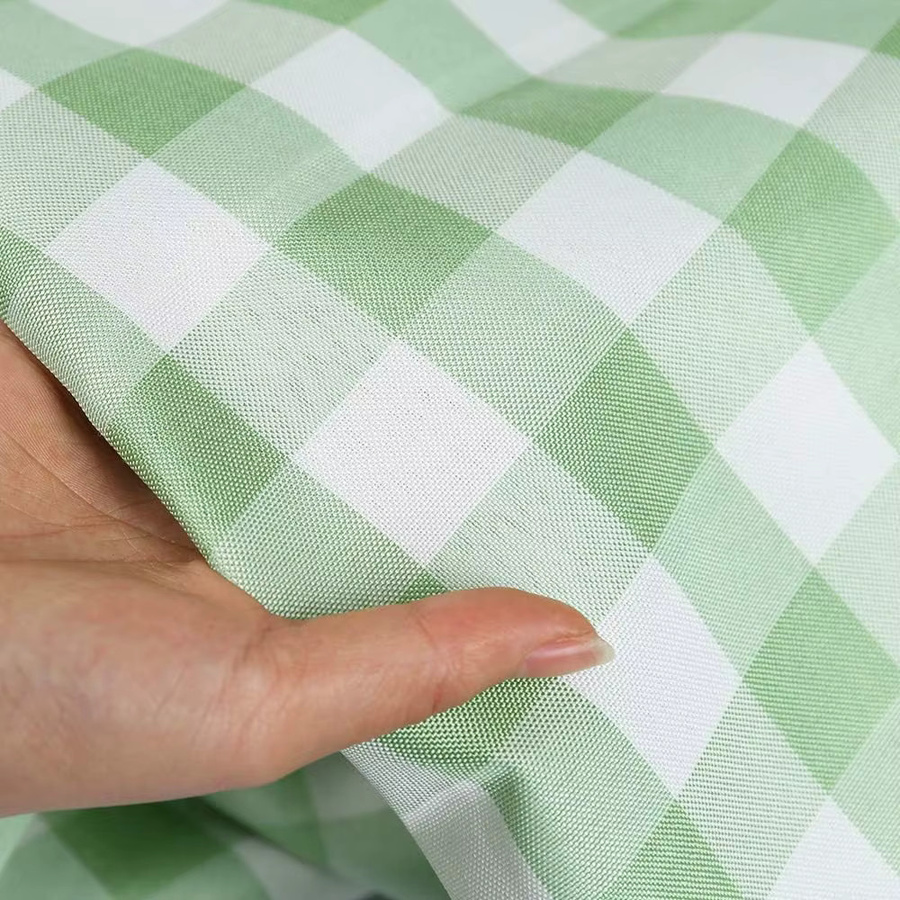 Runde karierte Tischdecke aus Leinen von Hptmus in Grün und Weiß - Bild 2