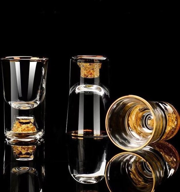 LOULONG Goldene Schnapsgläser aus Glas für Wodka, Sake und Likör, 15 ml - Bild 1