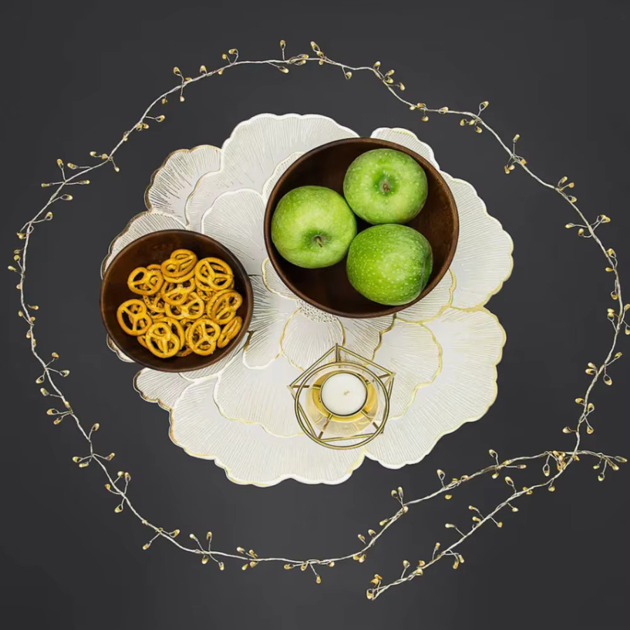Inyahome Pfingstrosen Tischsets aus PVC in Gold, runde und wasserdichte Untersetzer im nordischen Design - Bild 1