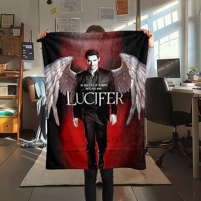 Flanellblanke von Dear YuZong mit Lucifer-Aufdruck in Schwarz, B/B: 80 x 120 cm - Bild 1