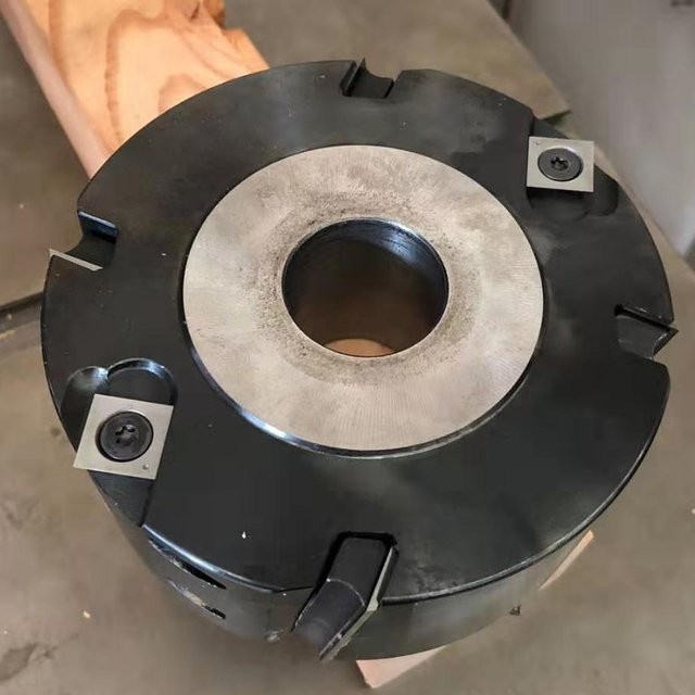 Livter Aluminium-Fräsköpfe zum Fugenmachen und Nutenfräsen in Silber für Spindelfräsen, Doppelendfräsen und Kantenbearbeitungsmaschinen - Bild 1
