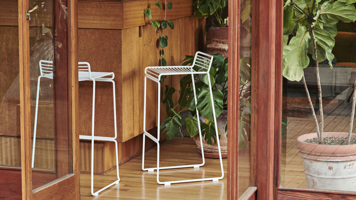 HAY Hee Bar Stool aus pulverbeschichtetem Metalldraht in Weiß - Bild 3