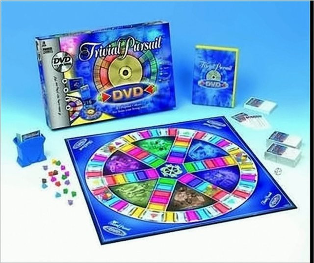 Hasbro Trivial Pursuit, Quizspiel, Brettspiel, ab 0 Jahren - Bild 1