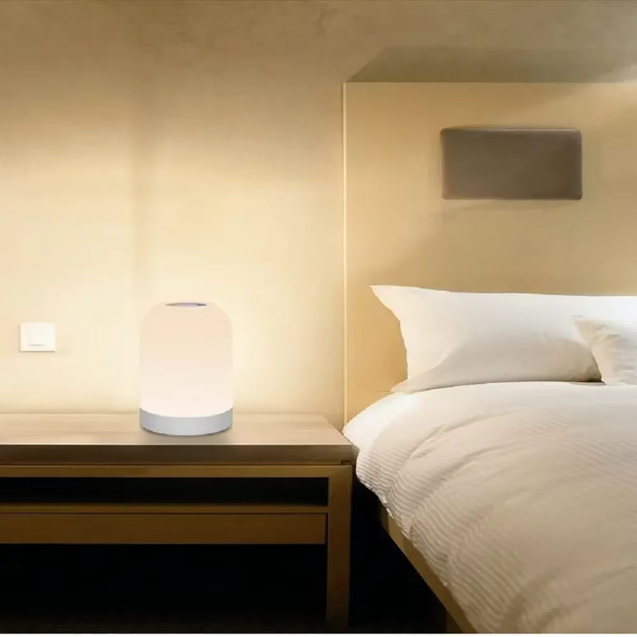 Lyfs LED Nachtlicht mit USB-Ladefunktion, kabellose Touch-Steuerung und Fernbedienung, bunte RGB-Atmosphärenlampe für Schlafzimmer und Wohnzimmer, Weiß - Bild 5