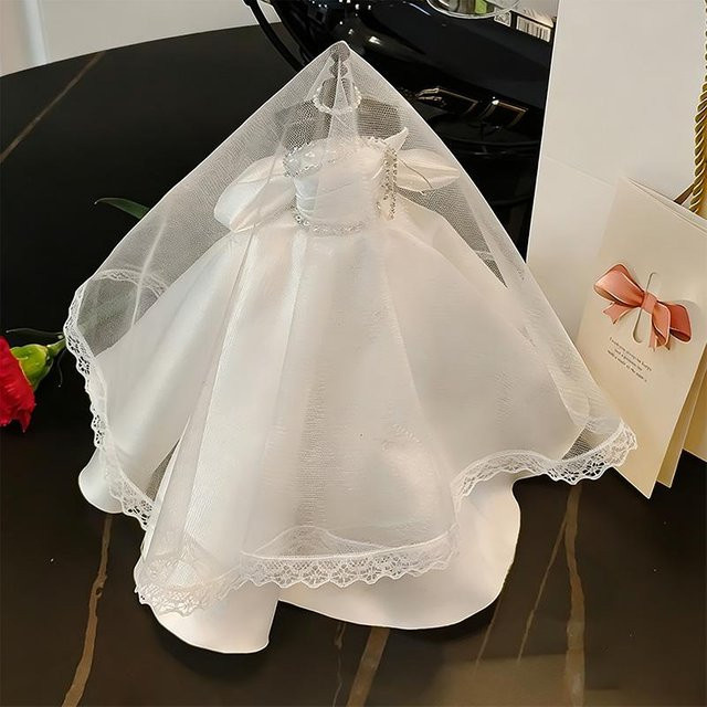 Binchi Outdoor Product Mini Hochzeitskleid, Puppen Outfit Zubehör, weiß, ab 14 Jahren - Bild 1