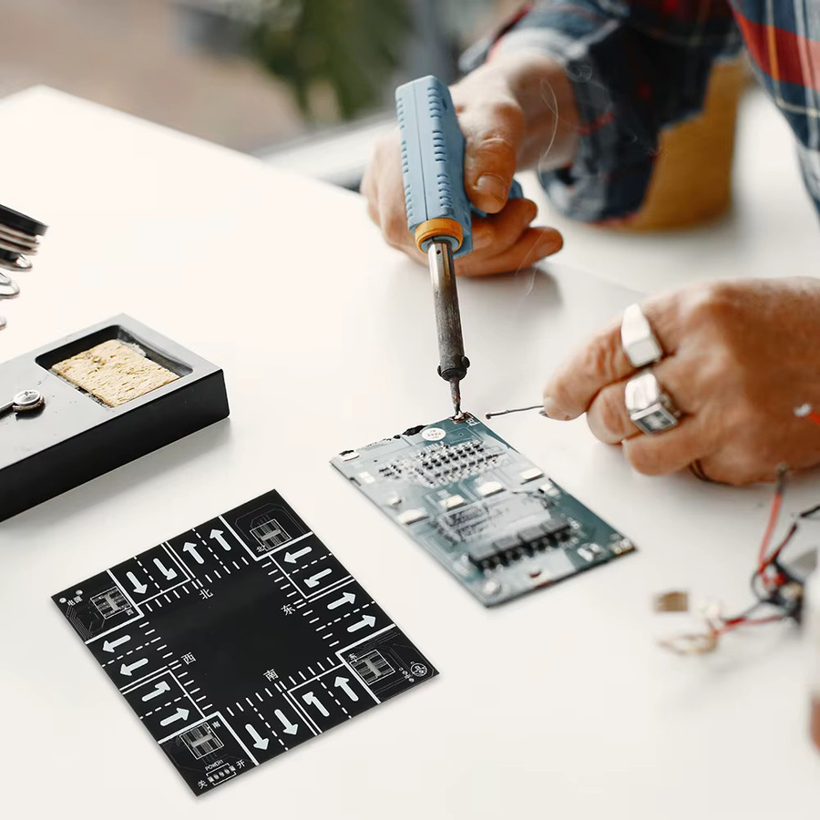 diymore Intelligentes Ampel-Bausatz-Set, Lernspielzeug, Signalleuchte mit LED-Digitalanzeige und Micro-USB - Bild 3