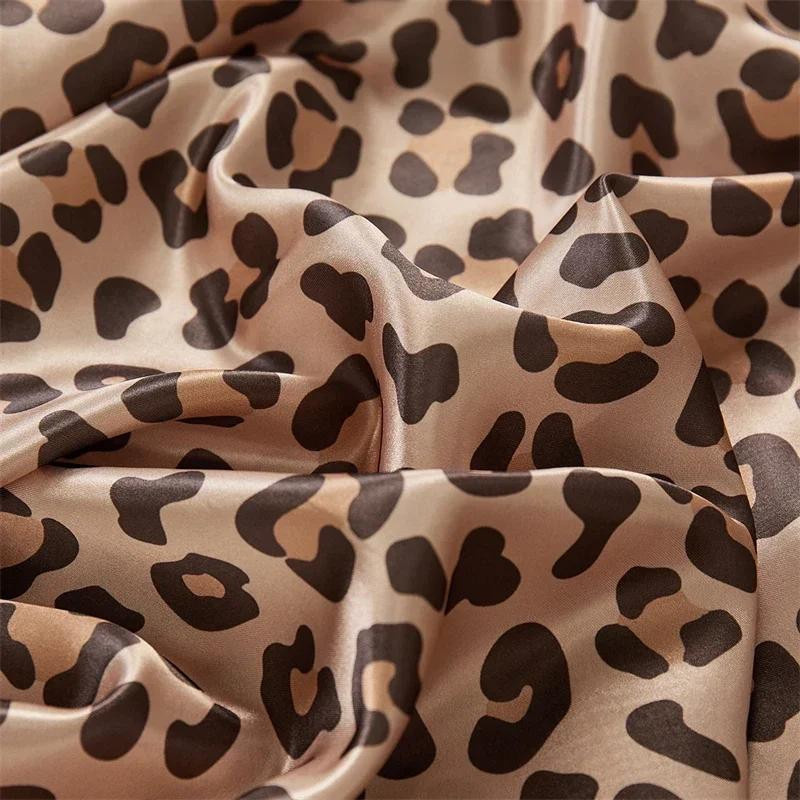 Bin Chi Textiles Bettwäsche-Set aus Satin mit Leopardenmuster inklusive Spannbetttuch und Kissenbezügen - Bild 2