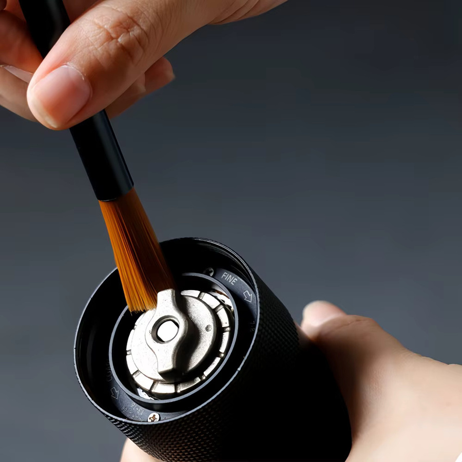 WUWANLI Kaffeemühle Reinigungsbürste aus Aluminium mit weichen Borsten in Schwarz - Bild 6