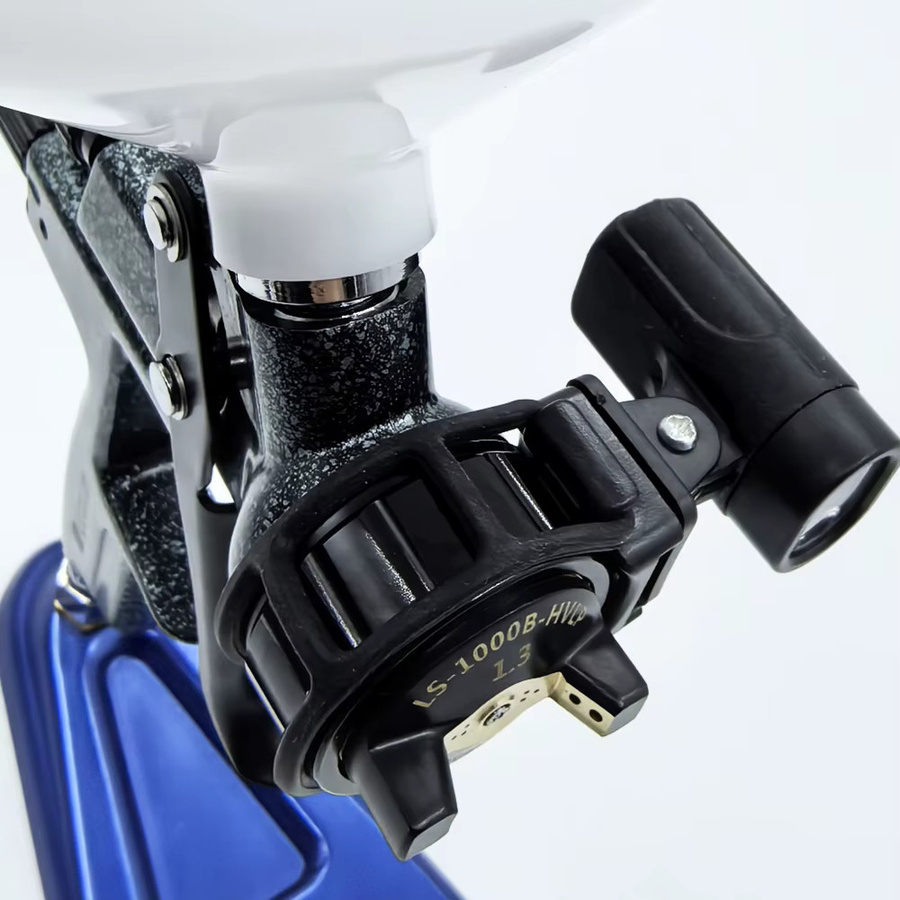 HVLP-Spritzpistole mit 1,3 mm Düse und LED-Licht in Camo Blue-Black inklusive 600 ml Becher für die Lackierung von Automobilen und Möbeln - Bild 3