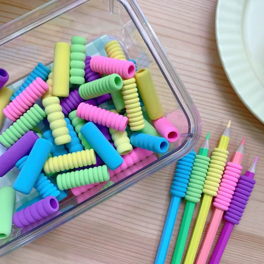 10er Set ergonomische Stifthülsen aus weichem Gummi in Multicolour für komfortables Schreiben und rutschfesten Griff - Bild 3