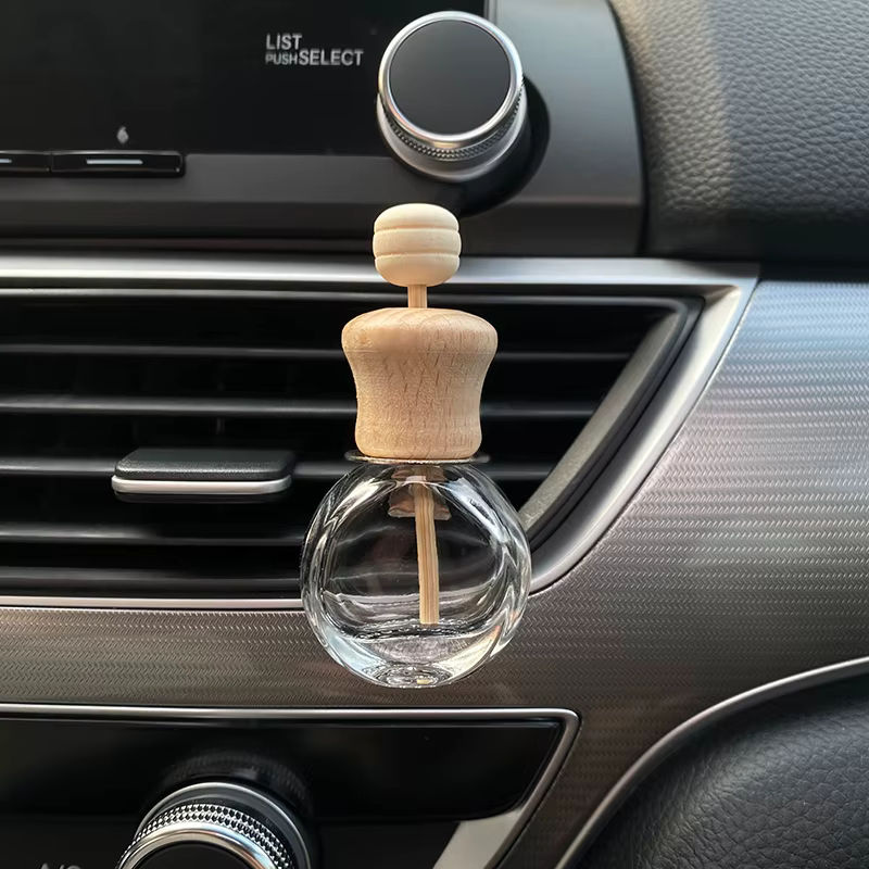 Transparenter Glas Flaschen Lufterfrischer als hängender Aromatherapie Diffusor für dein Auto - Bild 4
