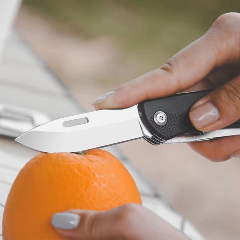 BHBT Mini Multifunktionales Klappmesser Multitool EDC Outdoor in Schwarz mit Säge, Schraubendreher und Flaschenöffner - Bild 4