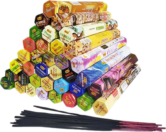 RAJ Indische Räucherstäbchen Weißer Salbei und Sandelholz, 20 Stück pro Box - Bild 1