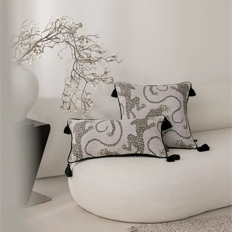 Formaso Leoparden-Chenille-Kissenbezug in Schwarz und Grün, rechteckig, B/H: 60 x 30 cm - Bild 3