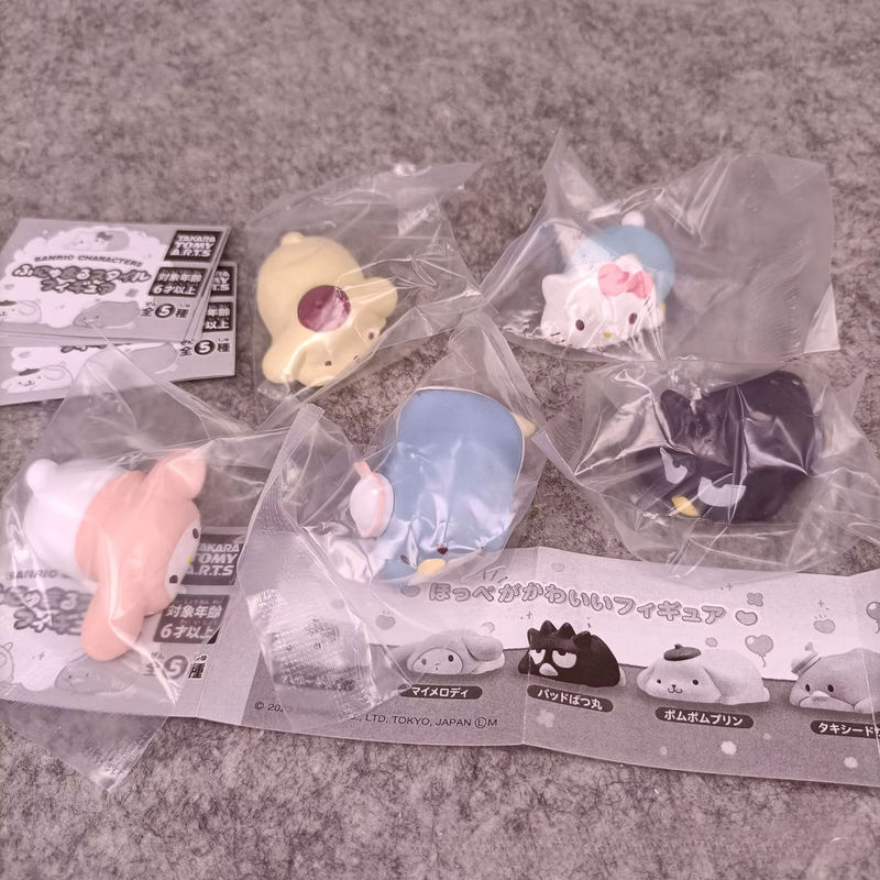 Sanrio Anime Figuren Set mit Hello Kitty, Badtz-Maru, Pompompurin und My Melody in Mehrfarbig - Bild 2