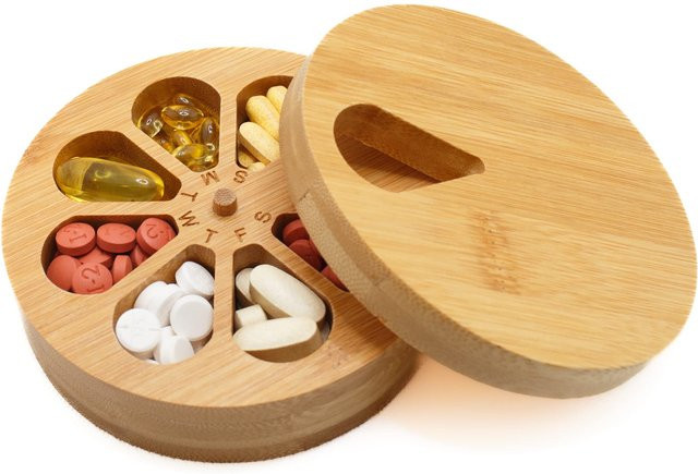 Untior Pillendose aus Holz in Braun mit 7 Fächern für die tägliche und wöchentliche Medikamentenaufbewahrung - Bild 1