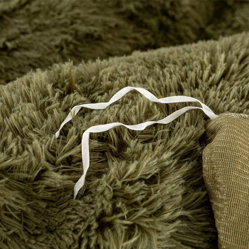 Bin Chi Textiles 3-teiliges Bettwäsche-Set aus Kunstfell-Samt mit Reißverschluss, Breite: 135 cm, Länge: 200 cm - Bild 4