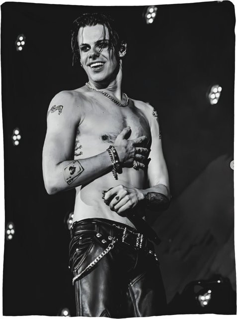 Yungblud Konzert Flanelldecke Schwarz Weiß, weiche Fleece Decke für Schlafzimmer und Camping, B/H: 100 x 150 cm - Bild 1