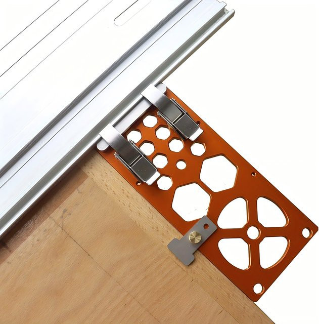 Quadratische Schienensäge aus Aluminiumlegierung mit Winkelanschlag und 90-Grad-Führungsplatte in Orange - Bild 1