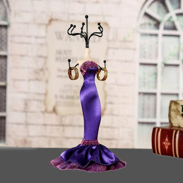 Fanxishun Schmuckständer Prinzessin Abendkleid in Lila für Ringe und Schmuckdisplay - Bild 1