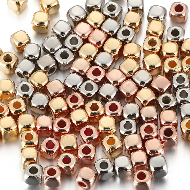 MOONMADE Perlen, quadratische Würfel-Abstandshalter, 3/4 mm, Unisex - Bild 1